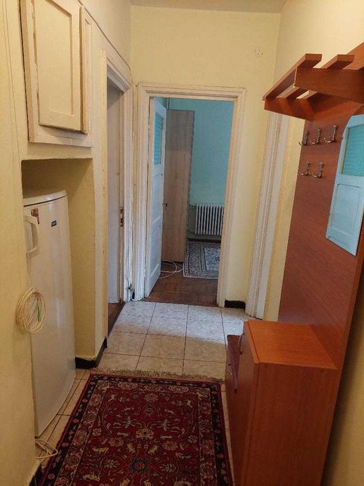 Închiriez apartament 2 camere