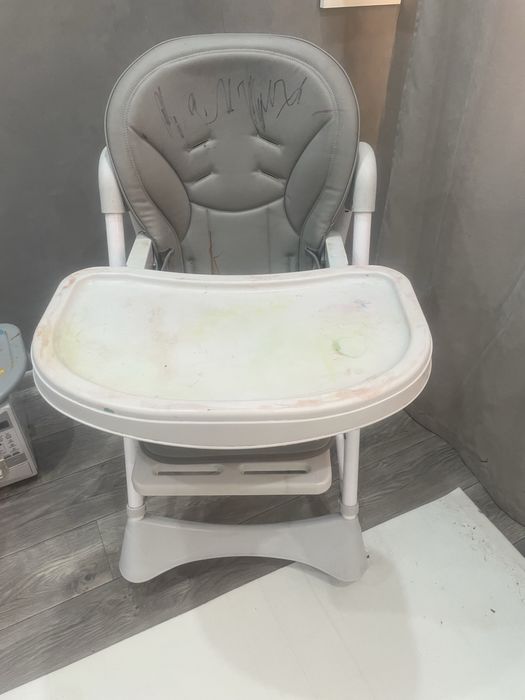 Отдам даром вещи на девочку