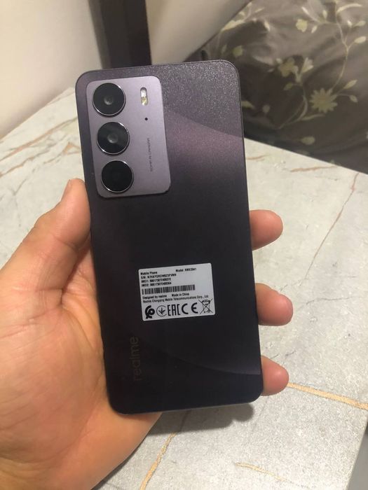 Realme c75 xotirasi 8ga 265