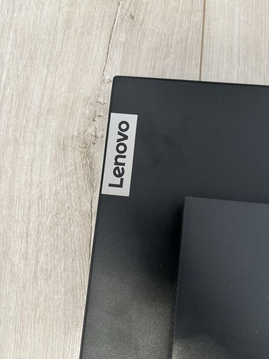 Monitor Profesional Lenovo ThinkVision P24h-20 NOU (2K QHD / IPS / USB-C 75W)