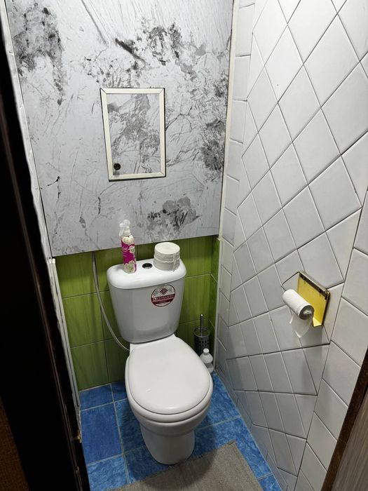 Продажа 1/1/4 на массиве Феруза, средний ремонт балкон 1,5х3, не торце
