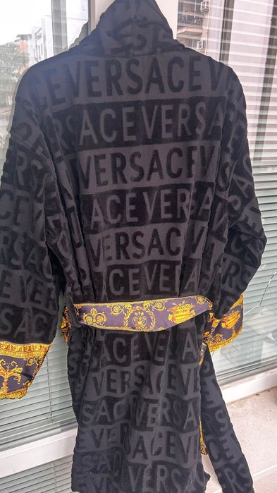 Versace халат ЧИСТО НОВ  мъжки номер S