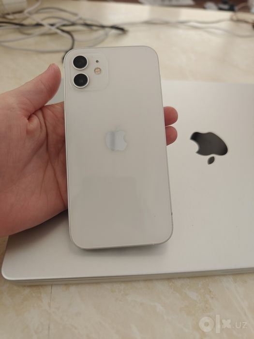 iPhone 12 64GB White | Original ekran | 67% Battery