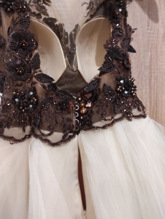 Абитуриентска/Офицялна рокля