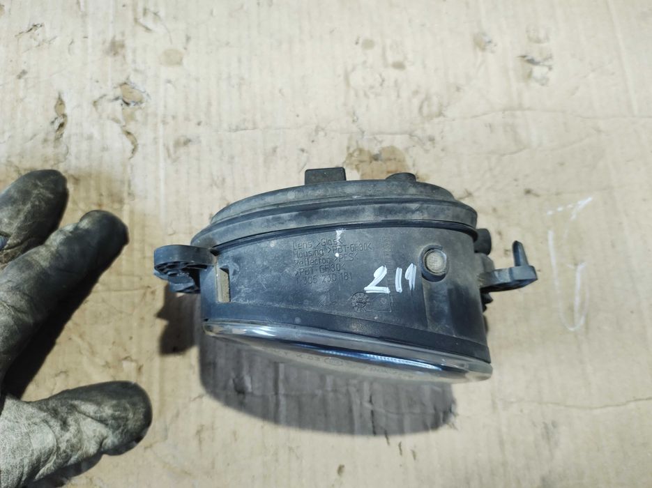 Фар за мъгла Халоген MERCEDES-BENZ E class W211