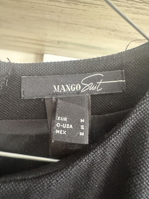Черна рокля MANGO