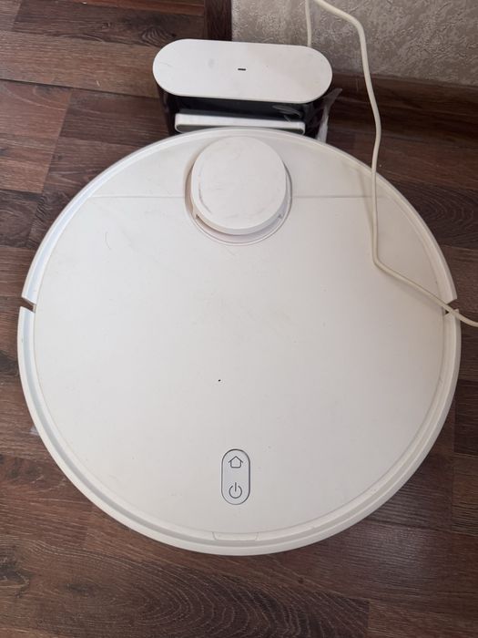 Робот пылисос Vacuum S 12