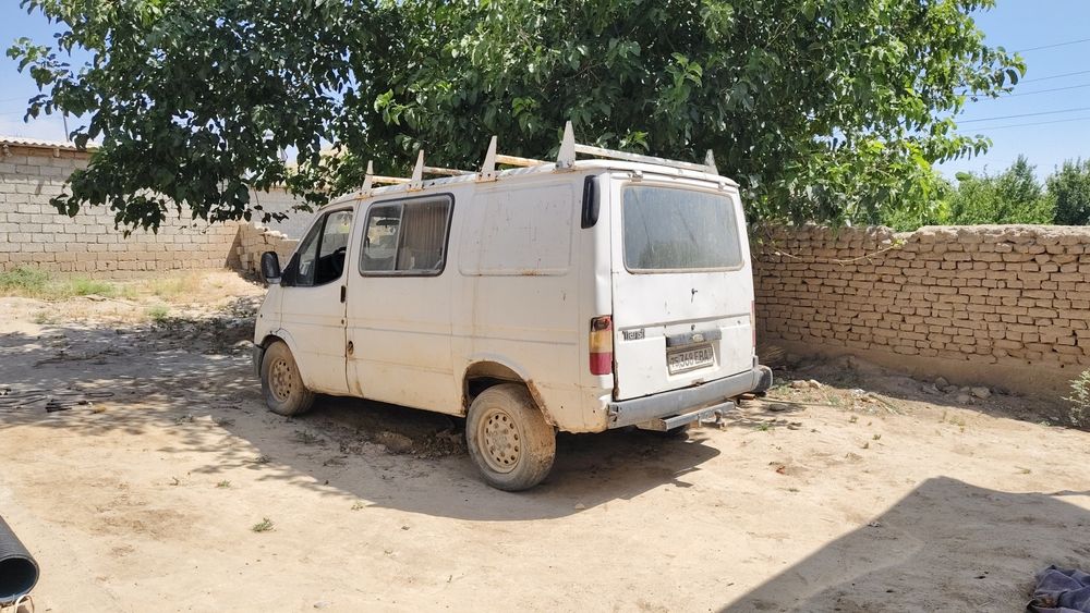 FORD TRANSIT Surxondaryo
