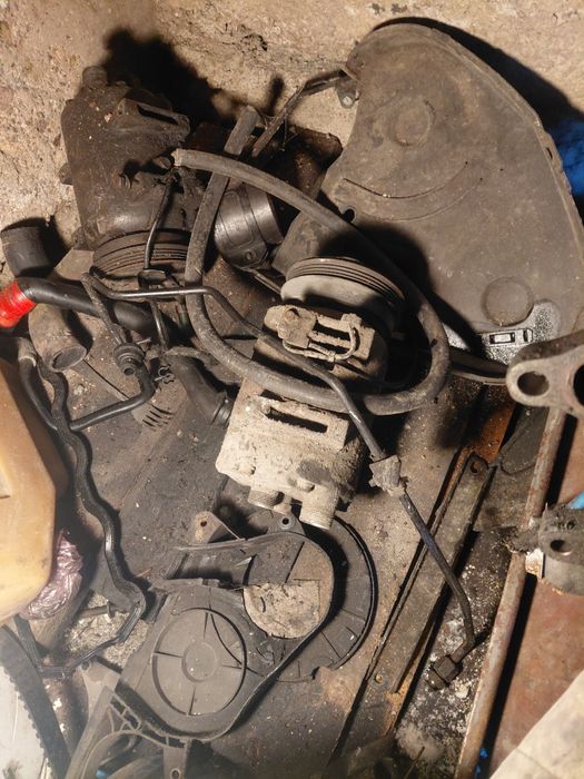 Продам запчасти на ауди а4