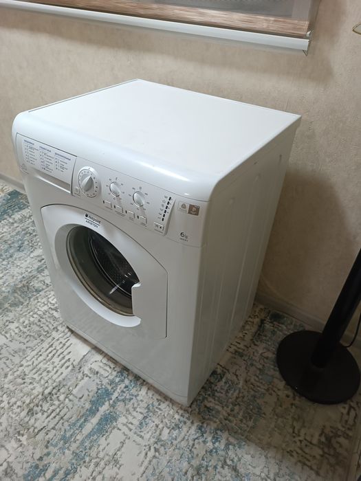 Продам стиральную машину аристон 6кг