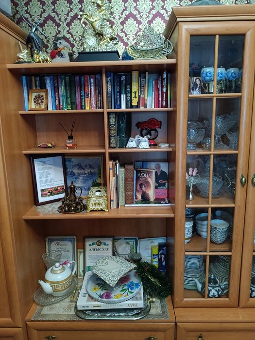 Продам мебель стенку