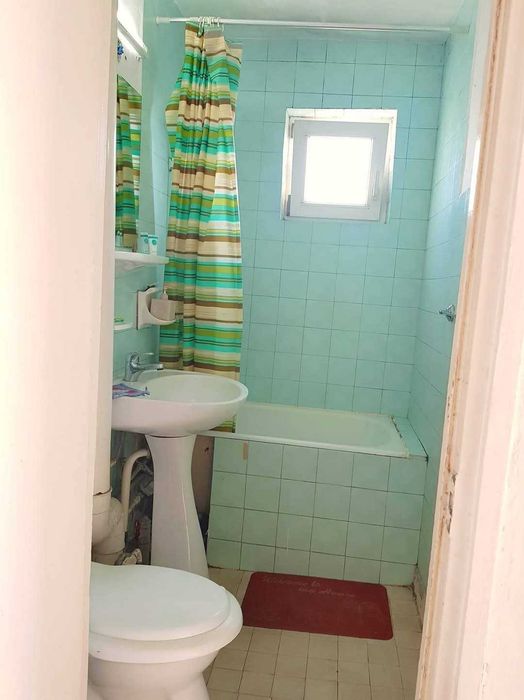 Închiriez ap. cu 4 camere in Vlaicu