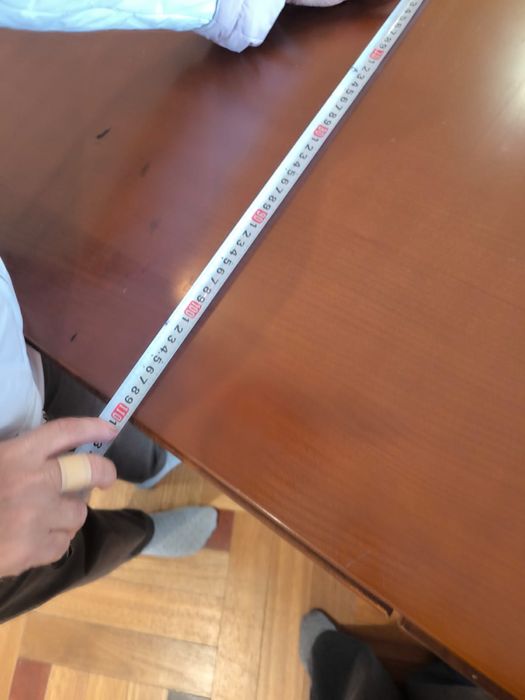 Продам большой кухонный стол