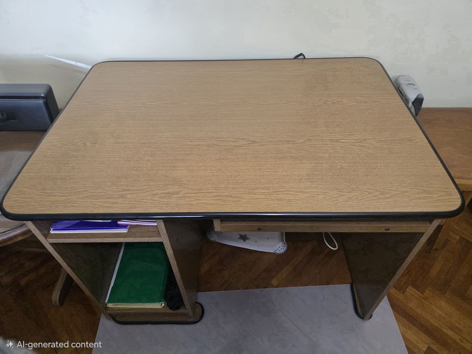 Vand birou lucru, simplu pentru calculator