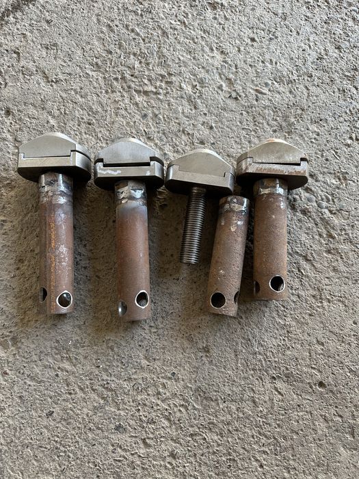 Фитинг для контейнеровоза Fiting konteyneravoz uchun