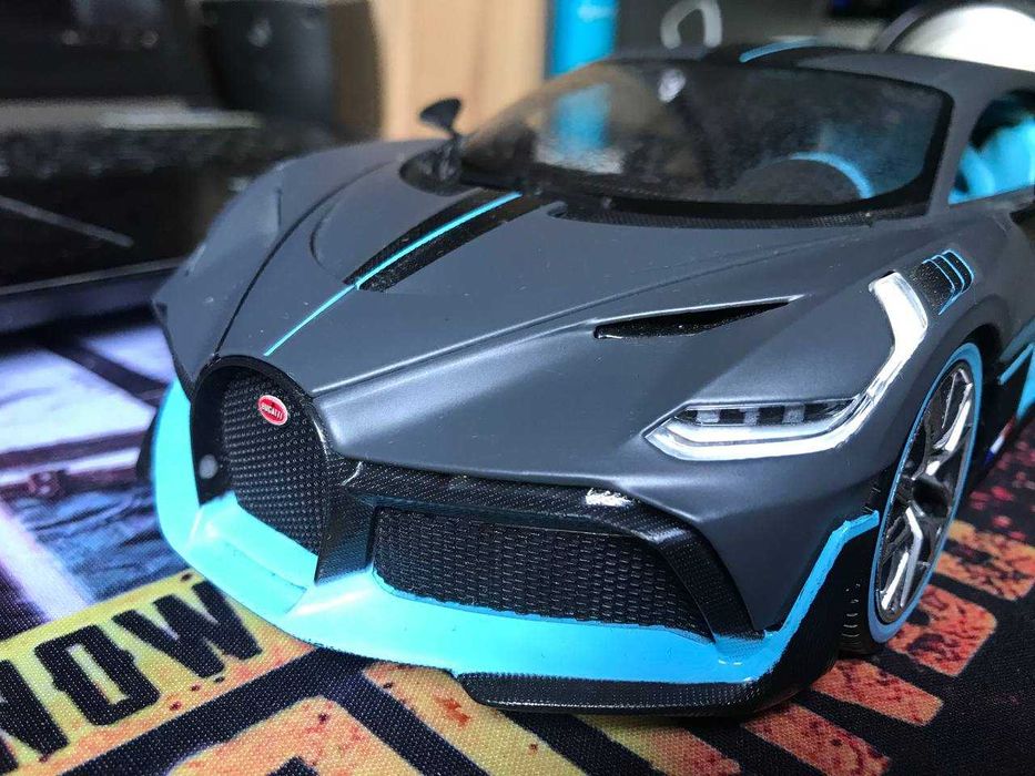 Продается модель 1:18 Bugatti Divo