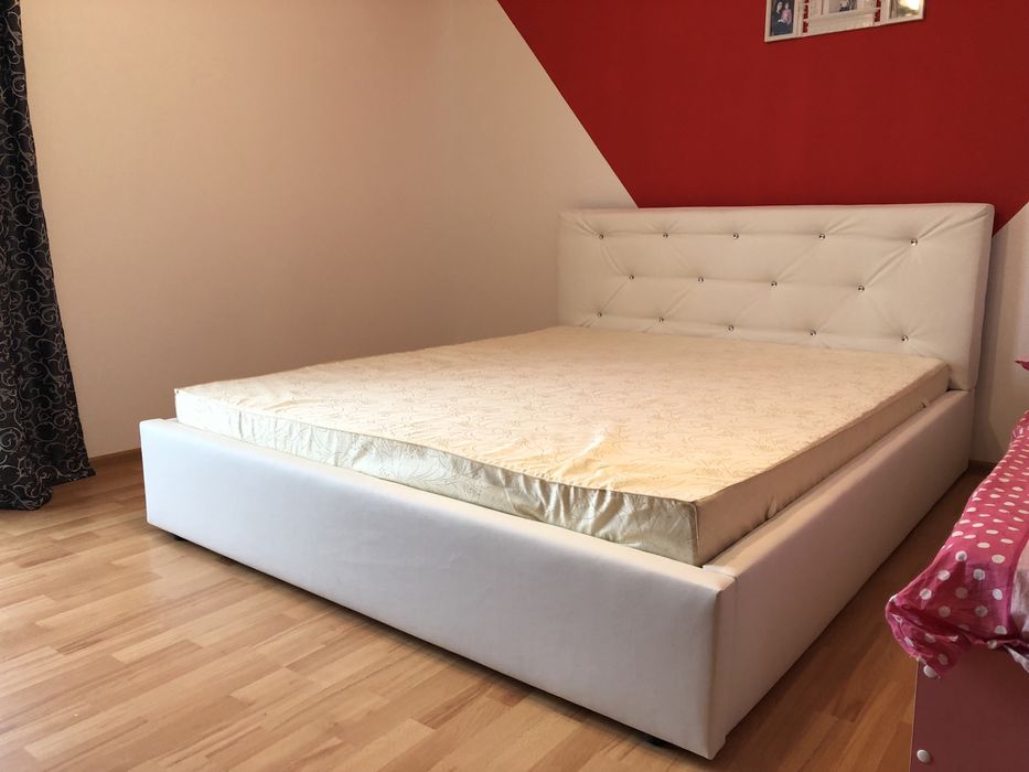 Pat Tapitat NOU + Saltea| Transport GRATUIT