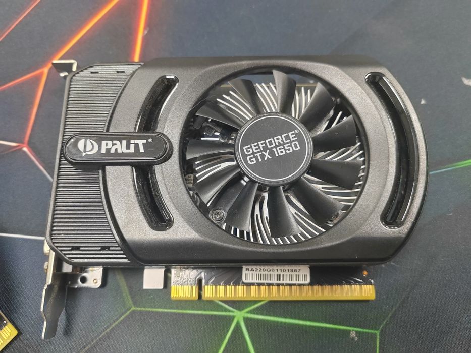 Видеокарты GTX 1650 4 гб