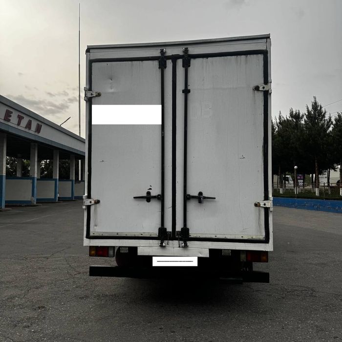 Isuzu 2007 aftobusdan yeg'ilgan xama joyi aftobus torm gruzavoy