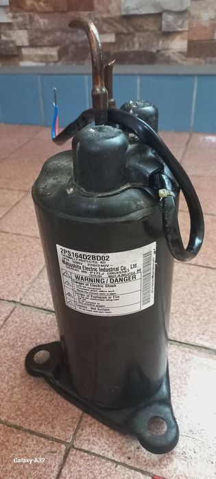 Компрессор для кондиционера.б/у