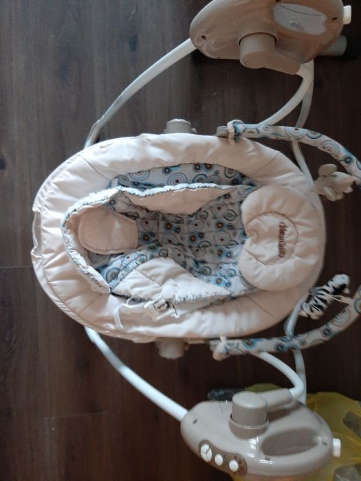 Електрическа бебешка люлка-шезлонг Chipolino *Парадайз*