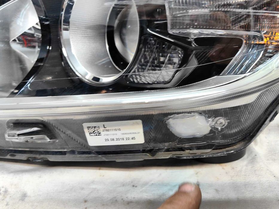 Оригинален фар Киа  Kia Ceed Led