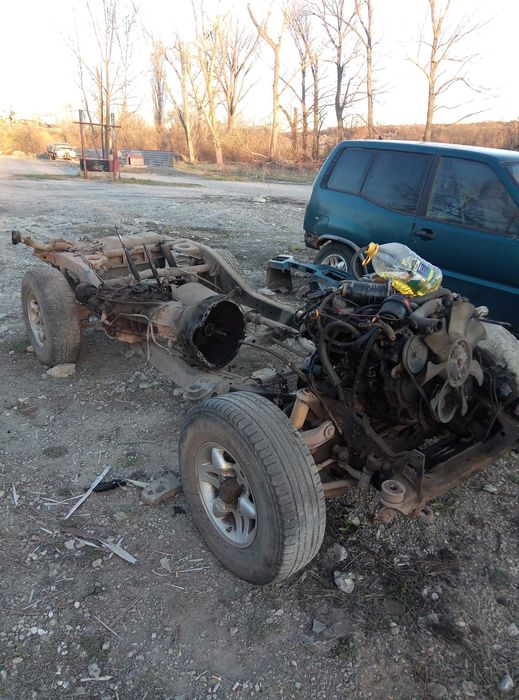 Нисан Терано 2.7TD на части