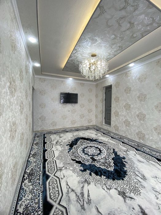 Уй сотилади 2-этаж 1хона