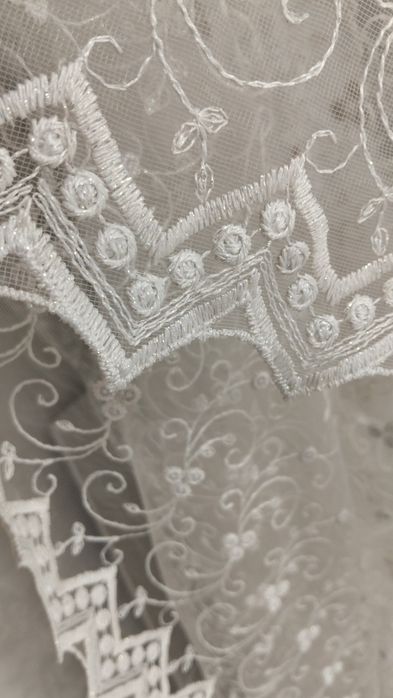 Тюль белого цвета