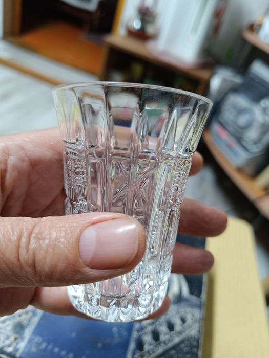 Продается красивая посуда. Фарфор, хрусталь.