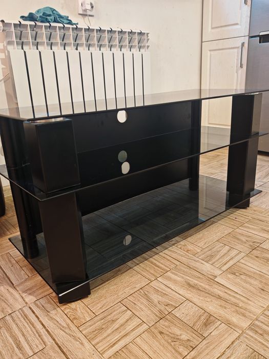 Тумбочка под телевизор