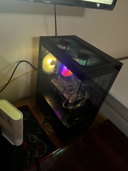Vand pc intel core i 5, nvidia gtx 1060