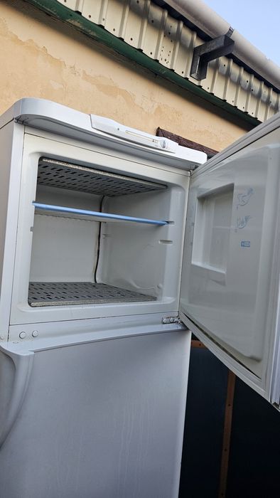Продам холодильник рабочий
