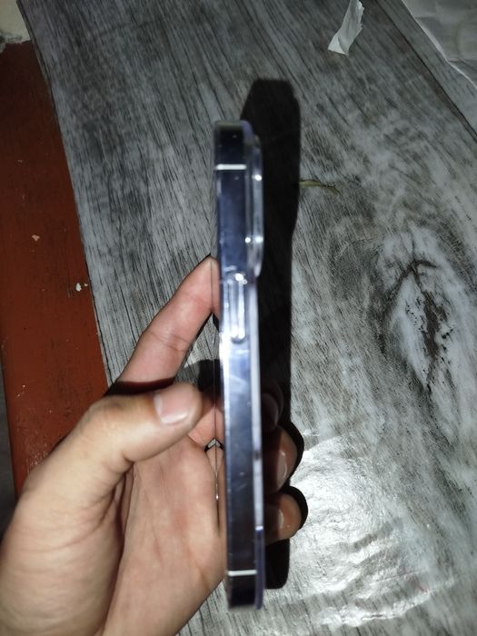 Iphone 14 pro  telefon