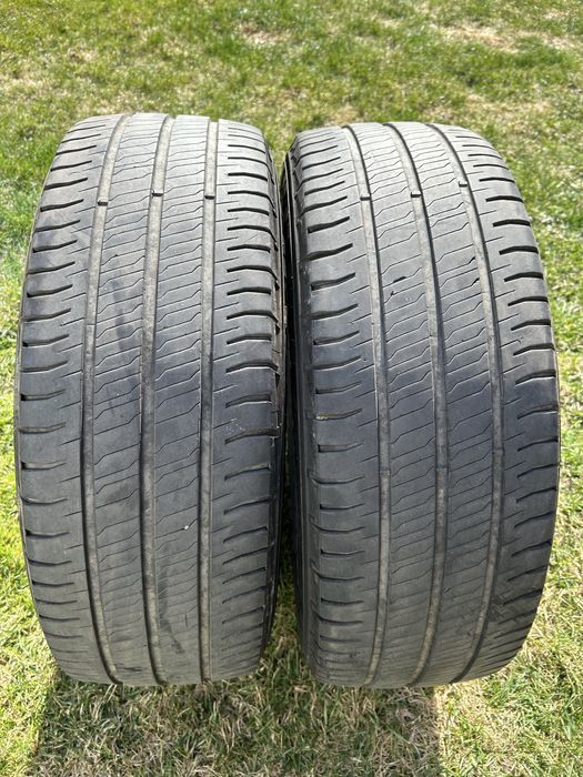 Vand ser patru anvelope vara 235R65/16C