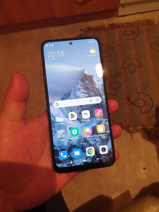 продам телефон недорого