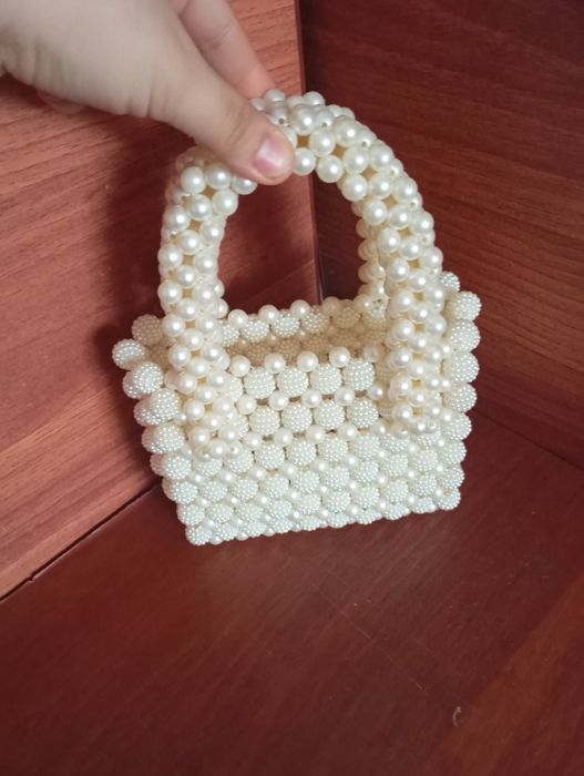 Jemchuk va Shamboladan yasalgan sumka