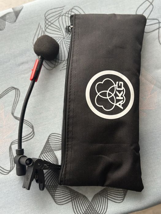 Microfon Akg C 519 M