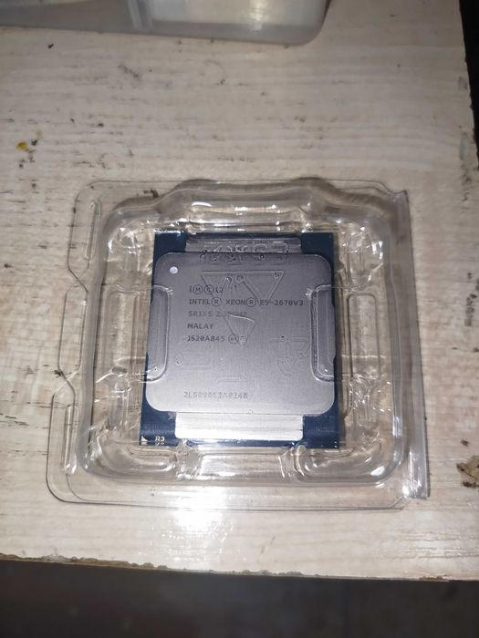 Процессор Intel Xeon E5-2670v3 LGA2011-3, 12/24 до 3,1 ГГц