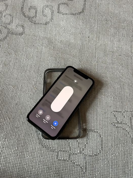 Айфон 11про срочно