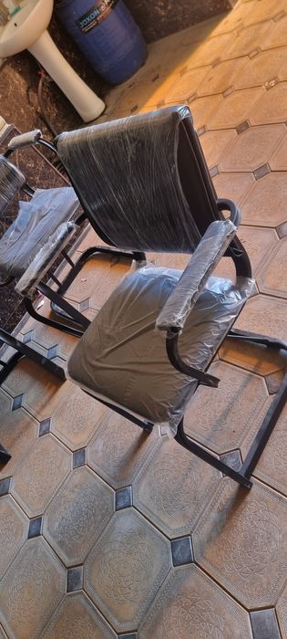 Kreslo dlya ofisa Kolichistva est optom