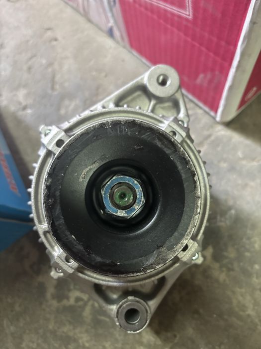 Генератор ланд крузер 80/100 4.2 TD