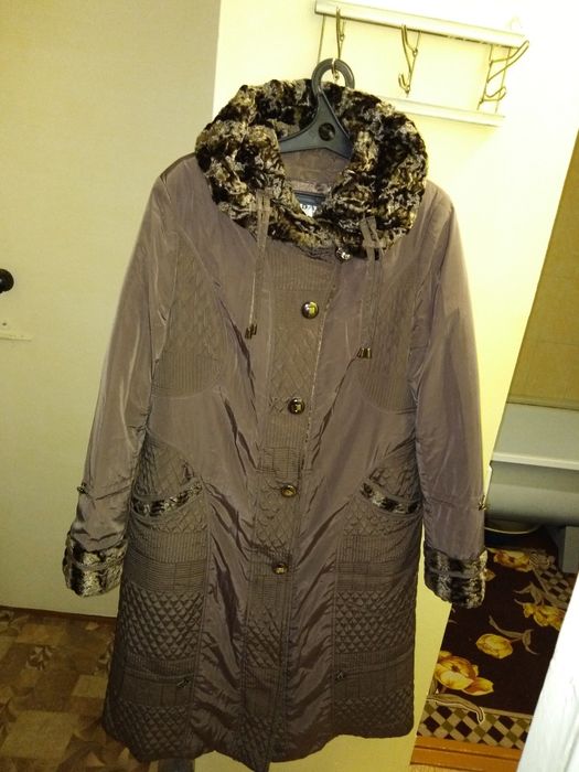 Продам зимнее пальто