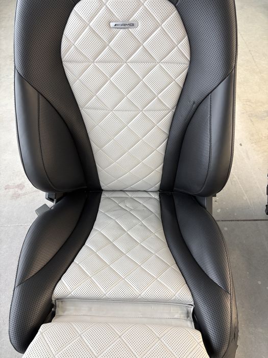 Vopsit scaune piele auto Brașov | Recondiționare piele