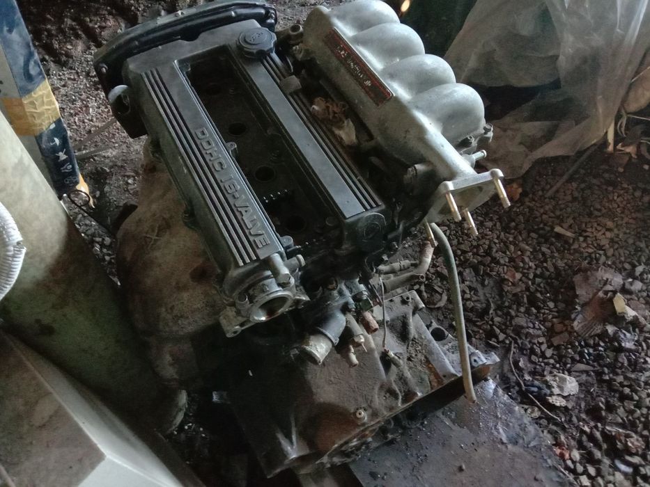 Двигатель на мазду переходку 16кл.DOHC