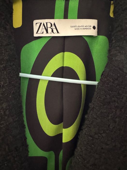 Твидовый пиджак от Zara