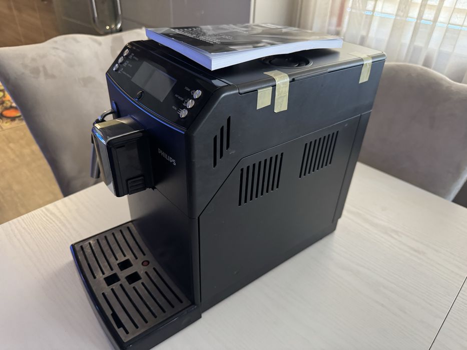 Кафеавтомат PHILIPS EP3510 кафемашина