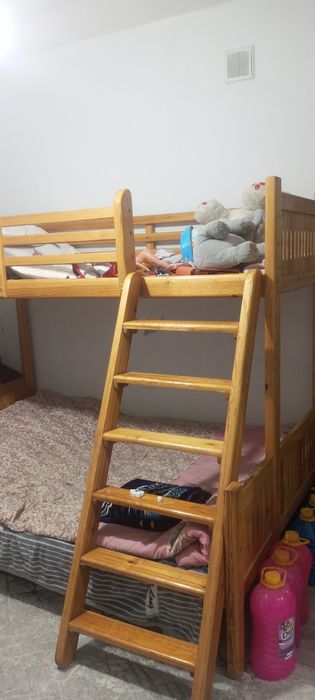 Bolalar karavoti pasiga 2 ta odam sigʻadi holati yaxshi