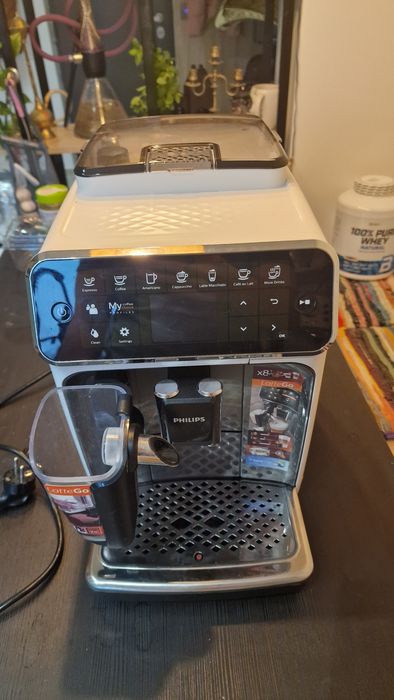 Espressor Automat Philips LatteGo – Full Automat, Stare Foarte Bună