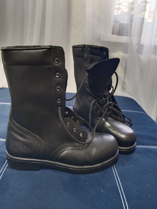 Продам зимние берцы